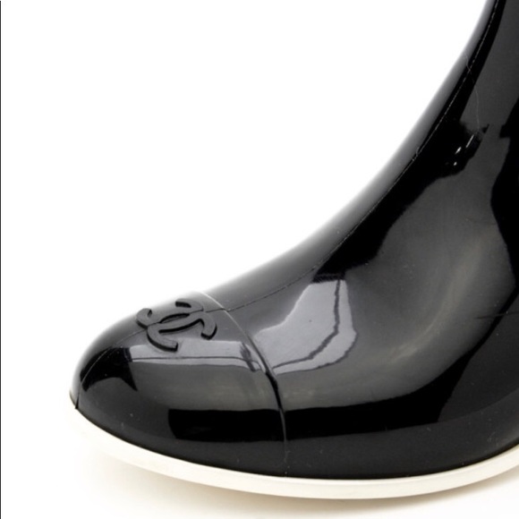 SOLD Authentic CHANEL Rain Boots - Picture 4 of 8